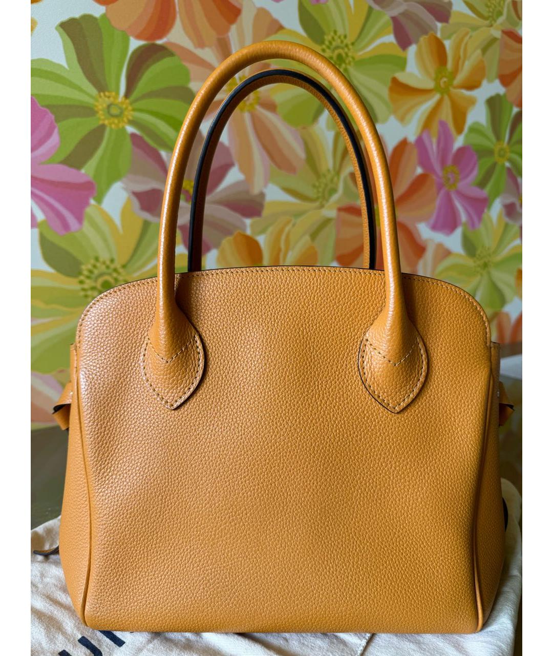 LOUIS VUITTON Горчичная кожаная сумка с короткими ручками, фото 3