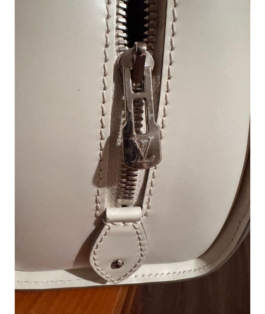LOUIS VUITTON Белая кожаная сумка с короткими ручками, фото 6
