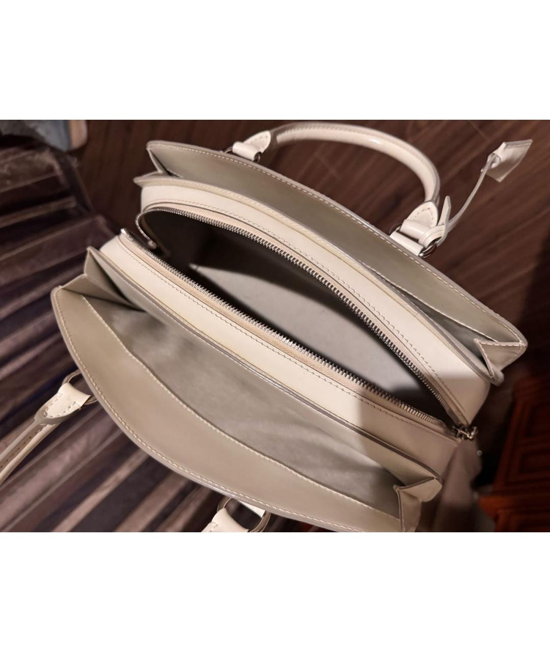 LOUIS VUITTON Белая кожаная сумка с короткими ручками, фото 4