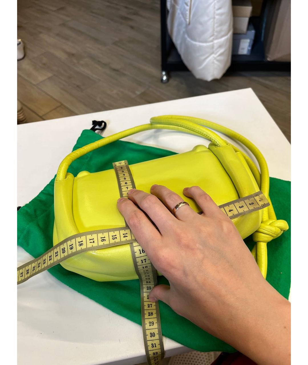 BOTTEGA VENETA Желтая кожаная сумка через плечо, фото 5