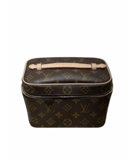 LOUIS VUITTON Косметичка