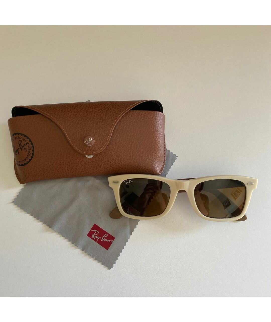 RAY BAN Бежевые пластиковые солнцезащитные очки, фото 6