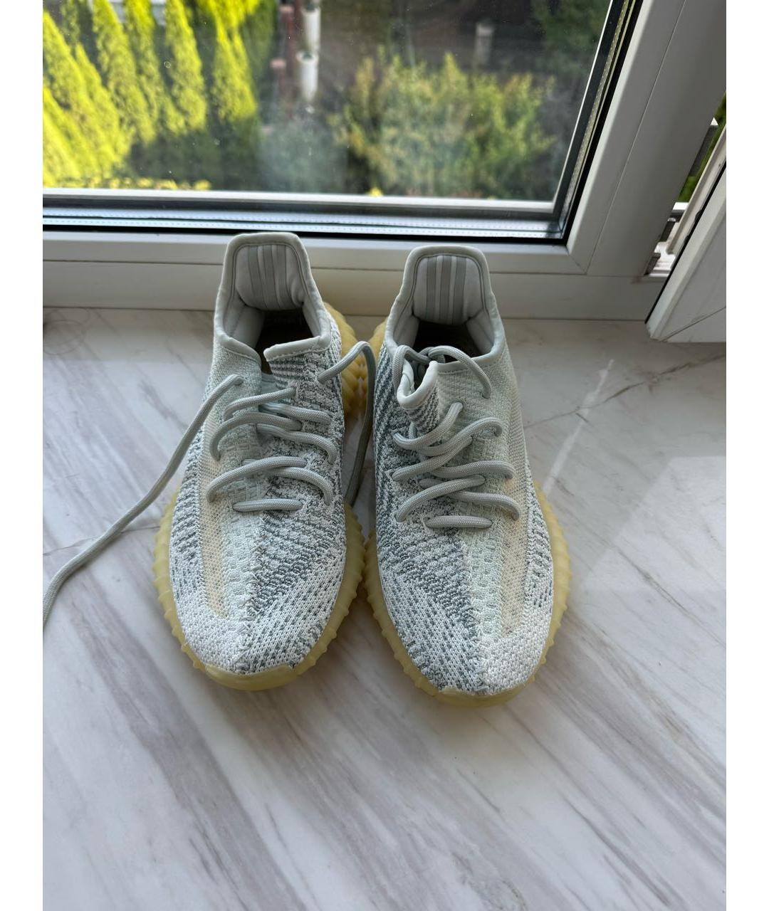 ADIDAS YEEZY Голубые текстильные кроссовки, фото 2
