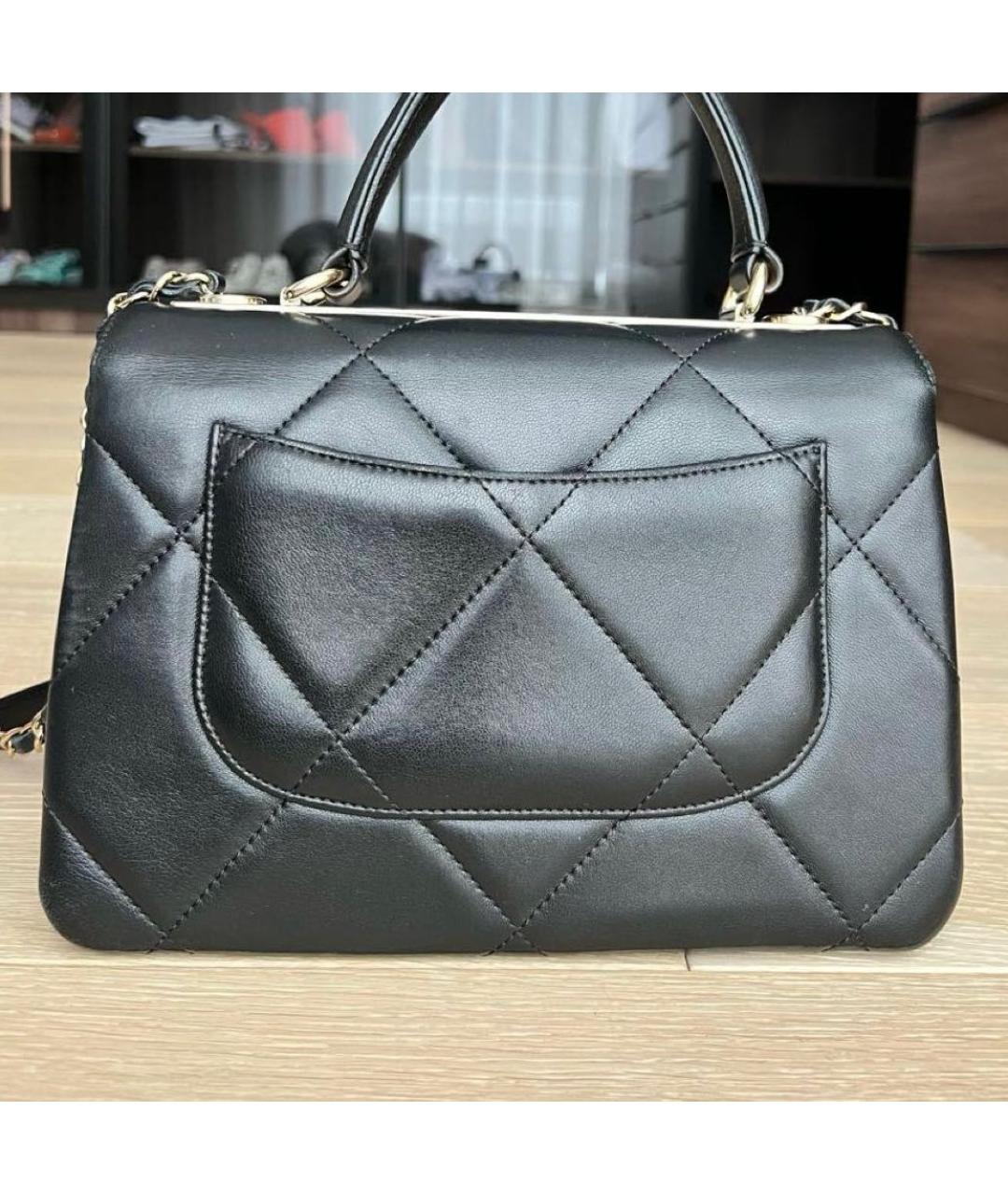 CHANEL Черная кожаная сумка с короткими ручками, фото 4