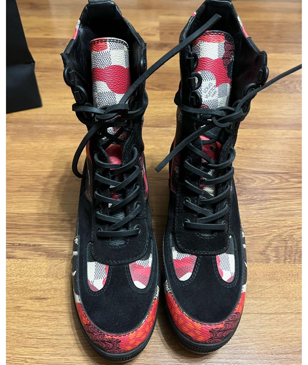 LOUIS VUITTON Черные кожаные ботильоны, фото 2