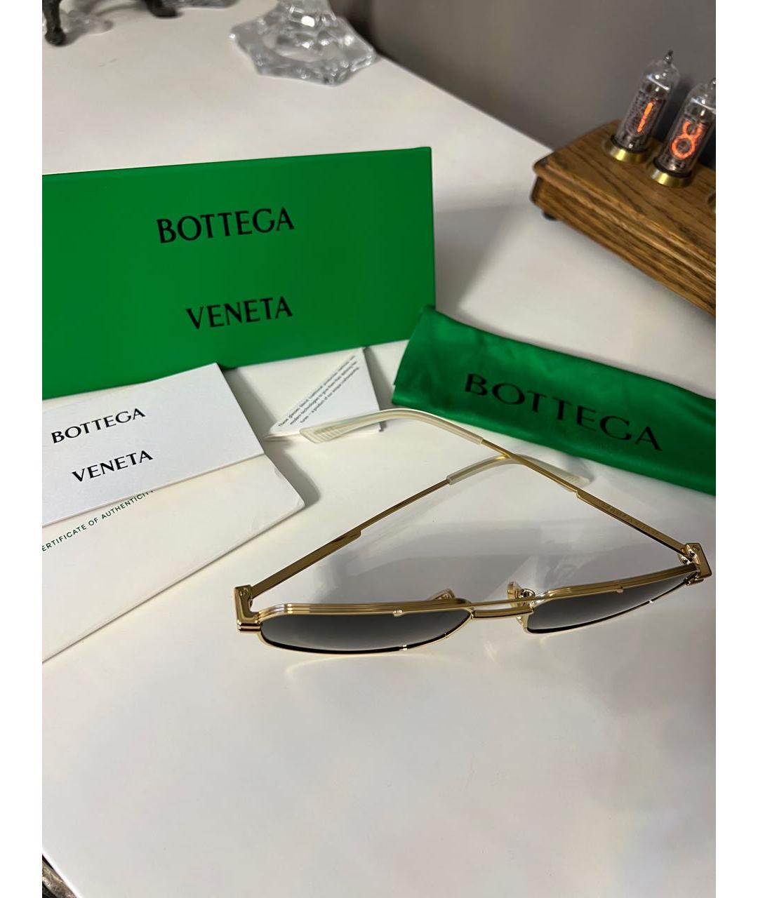 BOTTEGA VENETA Золотые металлические солнцезащитные очки, фото 4