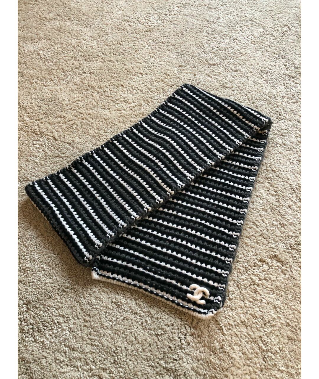 CHANEL Черный кашемировый шарф, фото 4