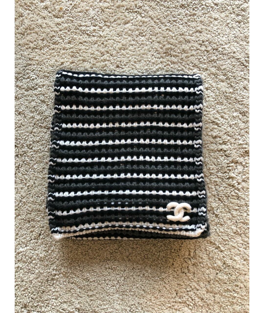 CHANEL Черный кашемировый шарф, фото 5