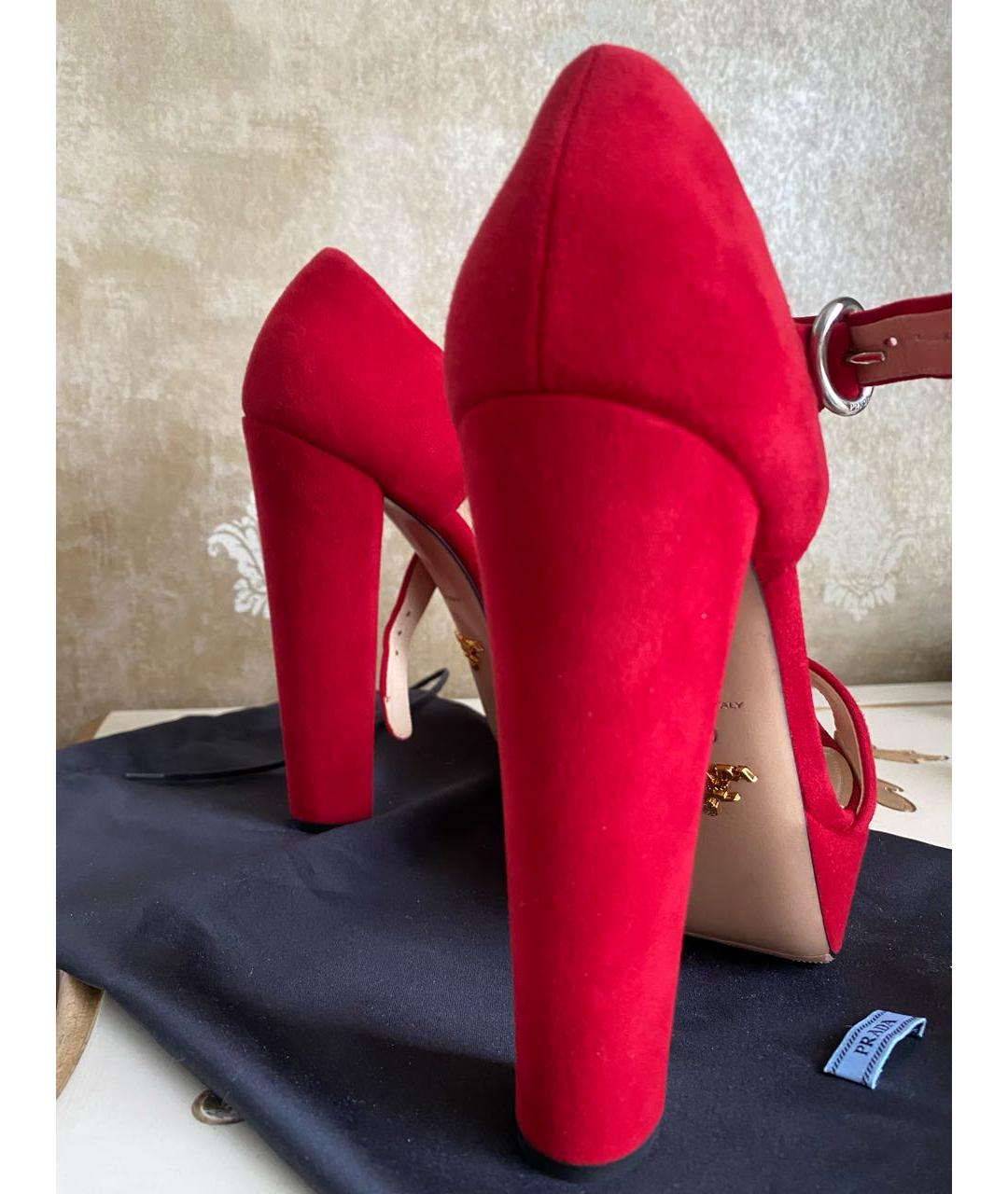 PRADA Красные замшевые босоножки, фото 7
