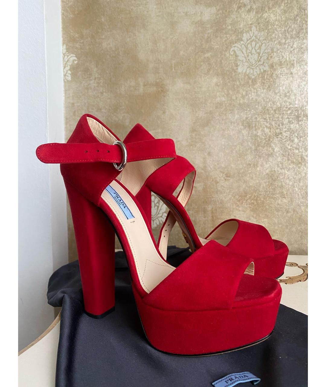 PRADA Красные замшевые босоножки, фото 8