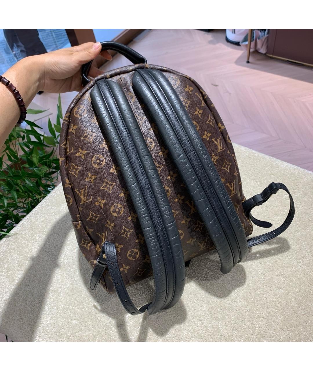 LOUIS VUITTON Коричневый рюкзак, фото 2
