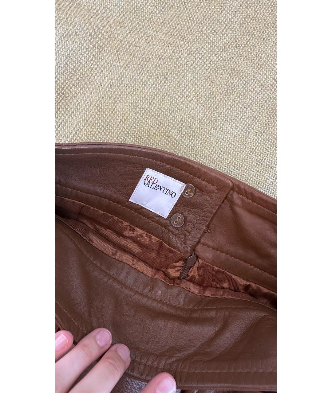 RED VALENTINO Коричневая кожаная юбка мини, фото 5