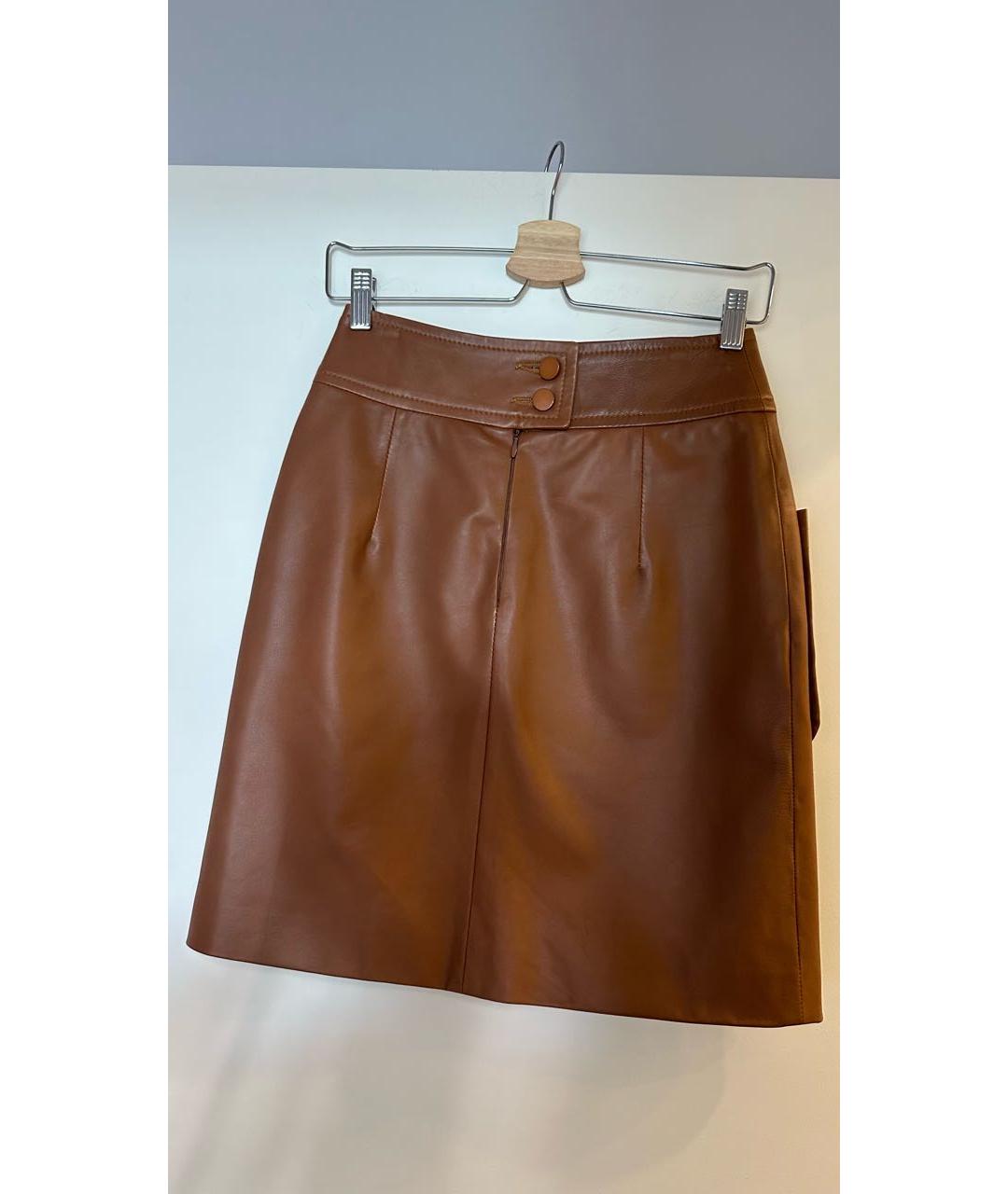RED VALENTINO Коричневая кожаная юбка мини, фото 2