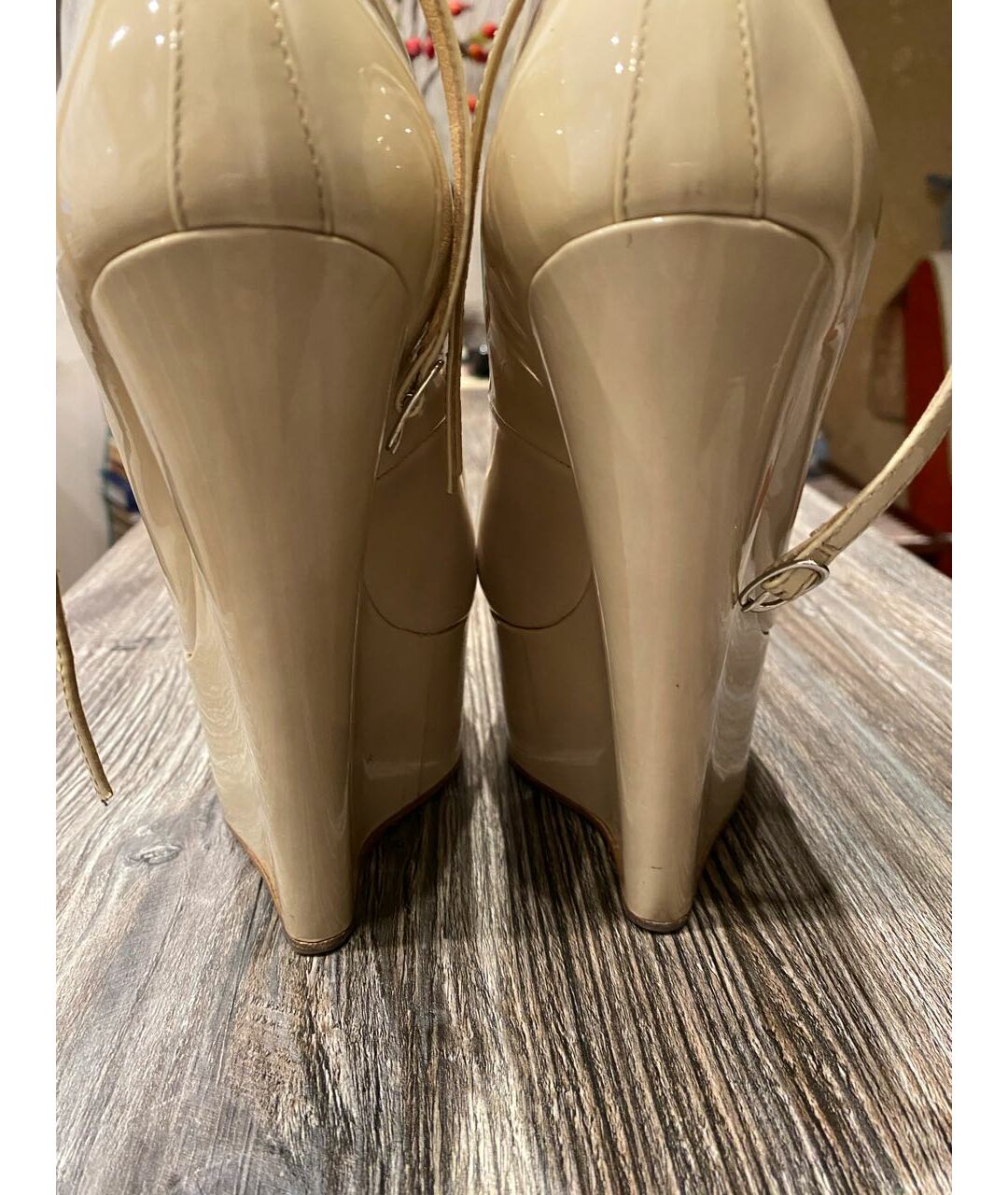 GIUSEPPE ZANOTTI DESIGN Бежевые босоножки из лакированной кожи, фото 4