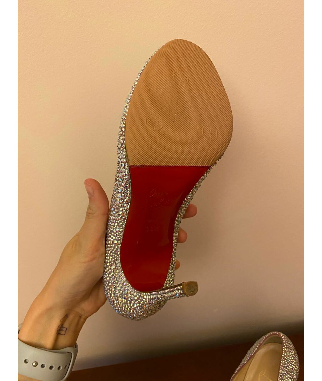 CHRISTIAN LOUBOUTIN Серебряные кожаные туфли, фото 6