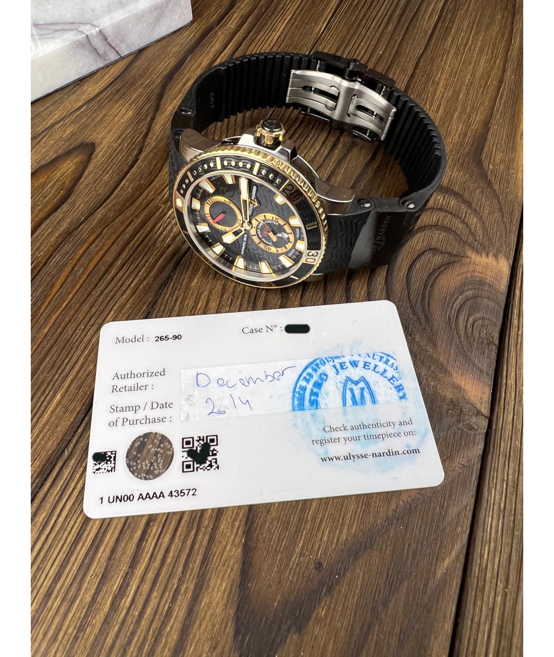 Ulysse Nardin Черные часы из желтого золота, фото 2
