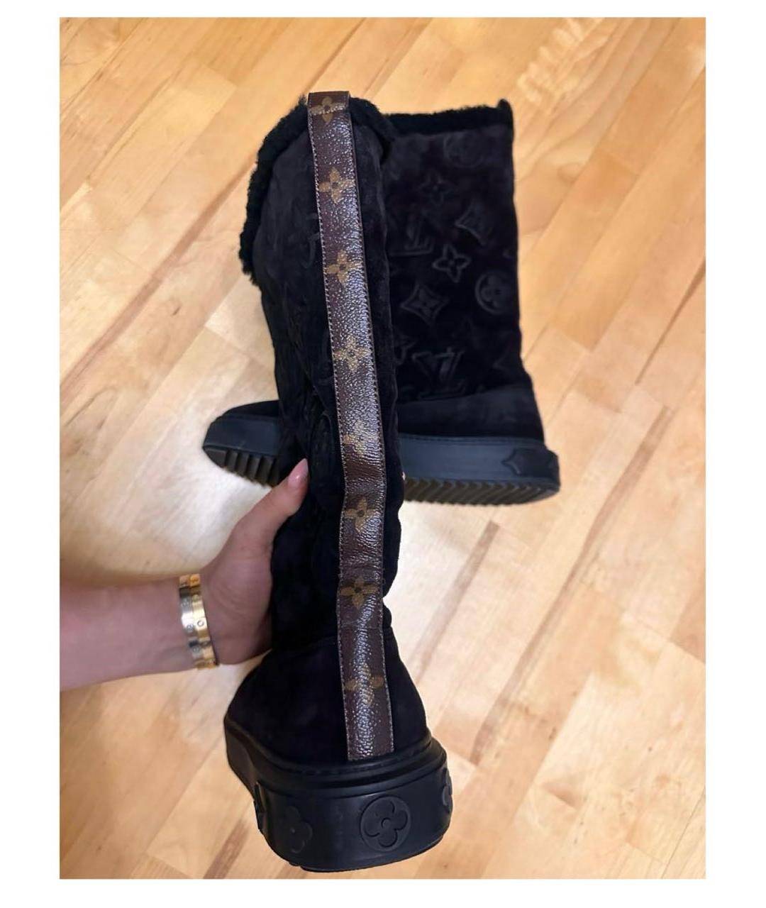 LOUIS VUITTON Темно-синие замшевые сапоги, фото 4