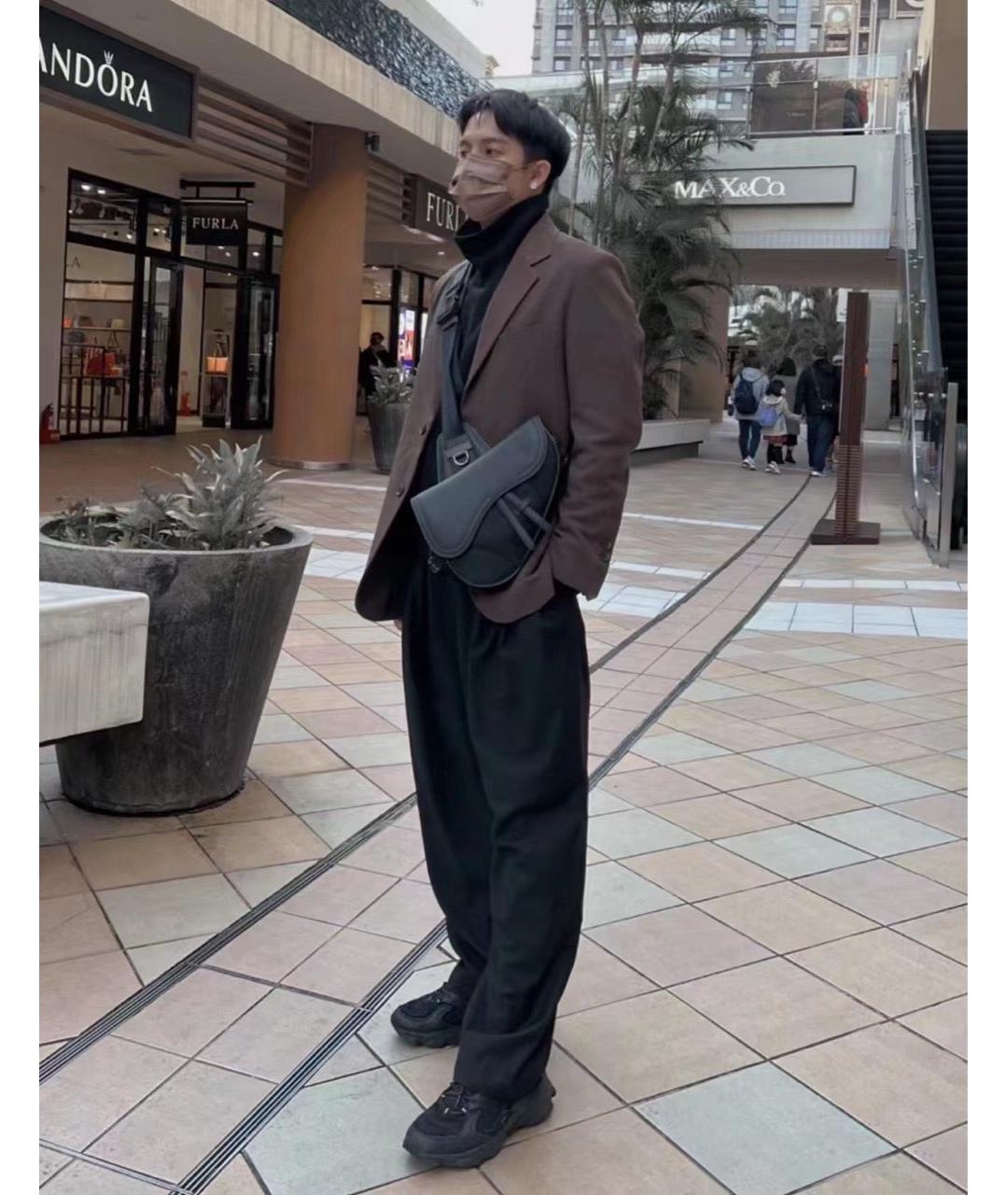 CHRISTIAN DIOR Темно-синяя кожаная сумка на плечо, фото 8