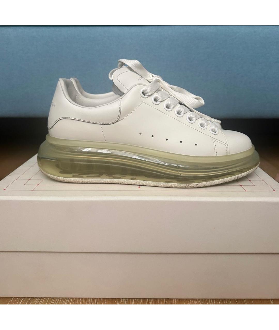 ALEXANDER MCQUEEN Белые кожаные кроссовки, фото 2