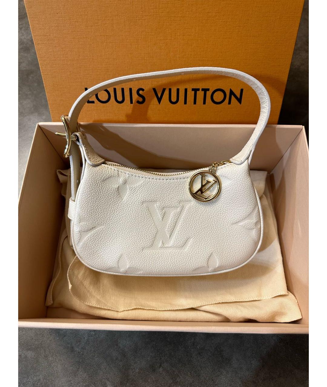 LOUIS VUITTON Бежевая кожаная сумка через плечо, фото 7