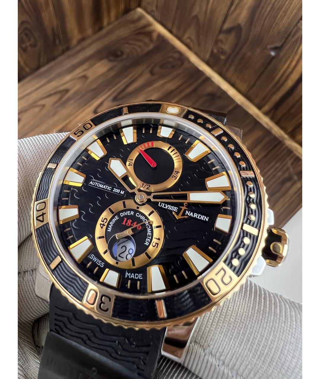 Ulysse Nardin Черные часы из желтого золота, фото 4
