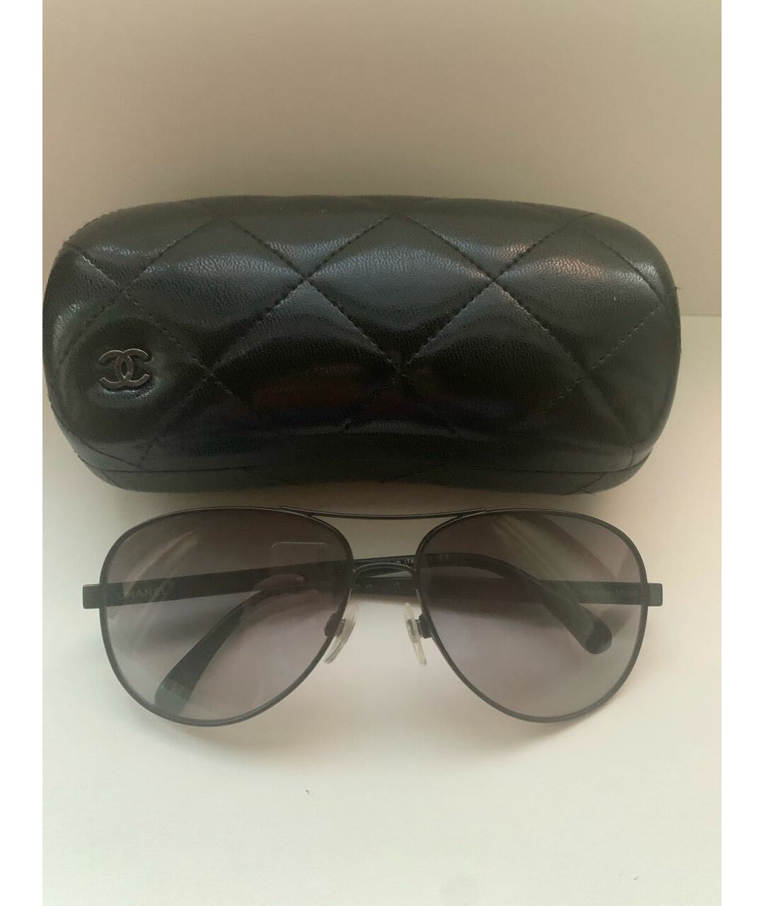 CHANEL PRE-OWNED Черные пластиковые солнцезащитные очки, фото 4