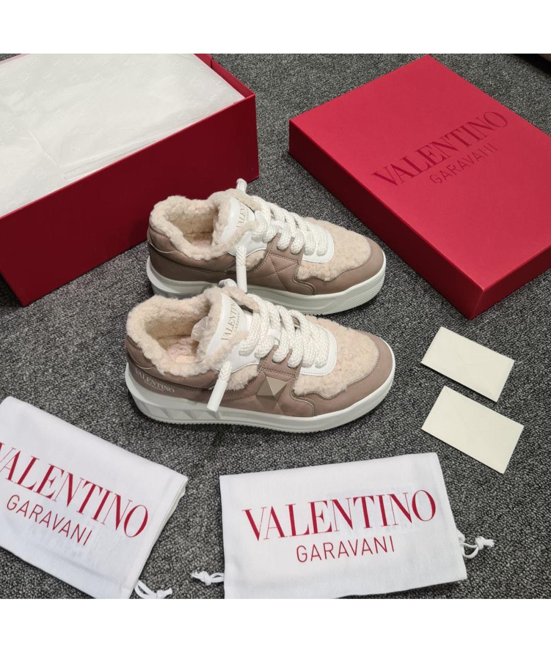 VALENTINO GARAVANI One Stud