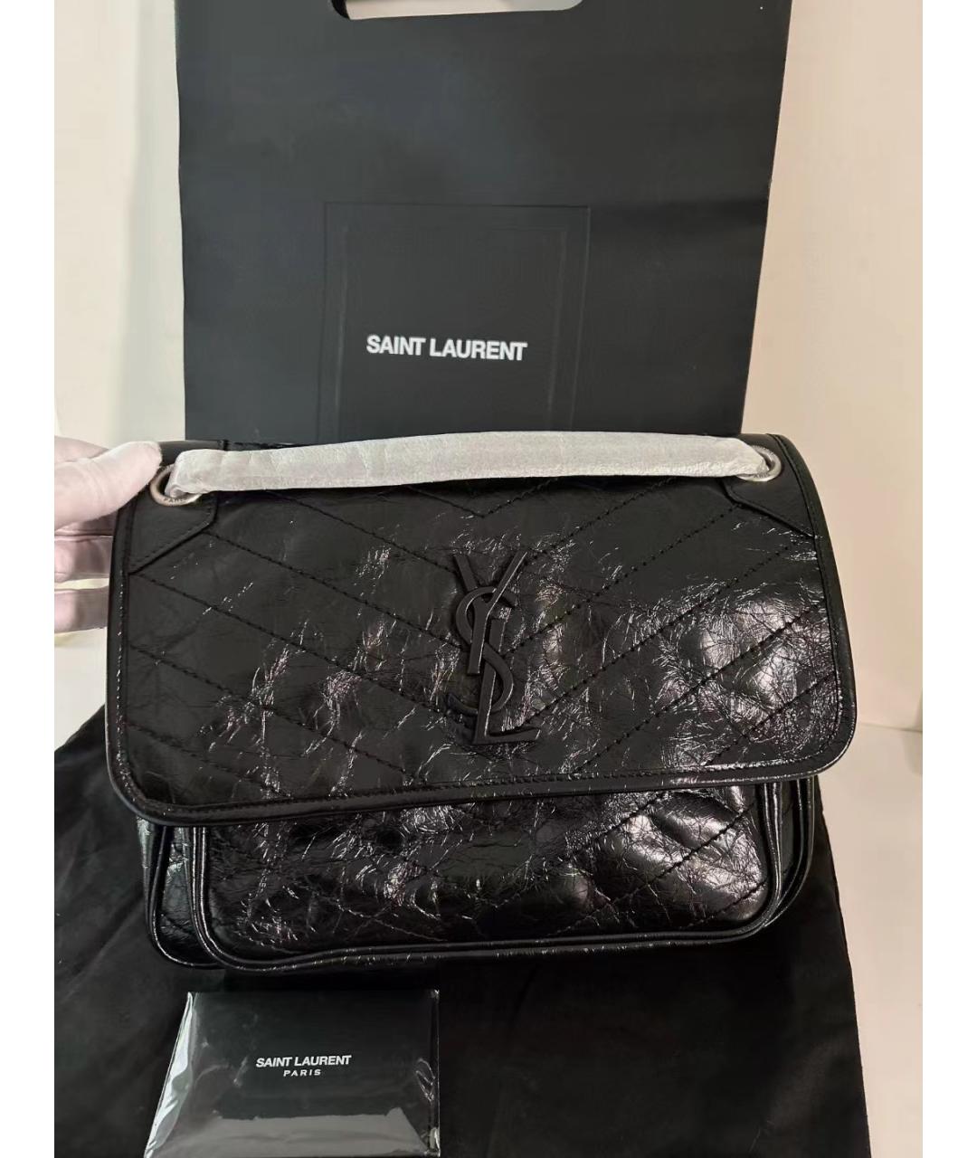 SAINT LAURENT Черная сумка через плечо из лакированной кожи, фото 4