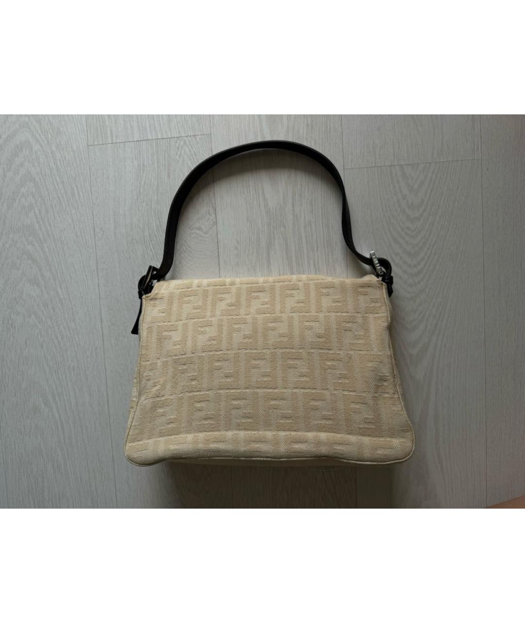 FENDI Бежевая тканевая сумка с короткими ручками, фото 3