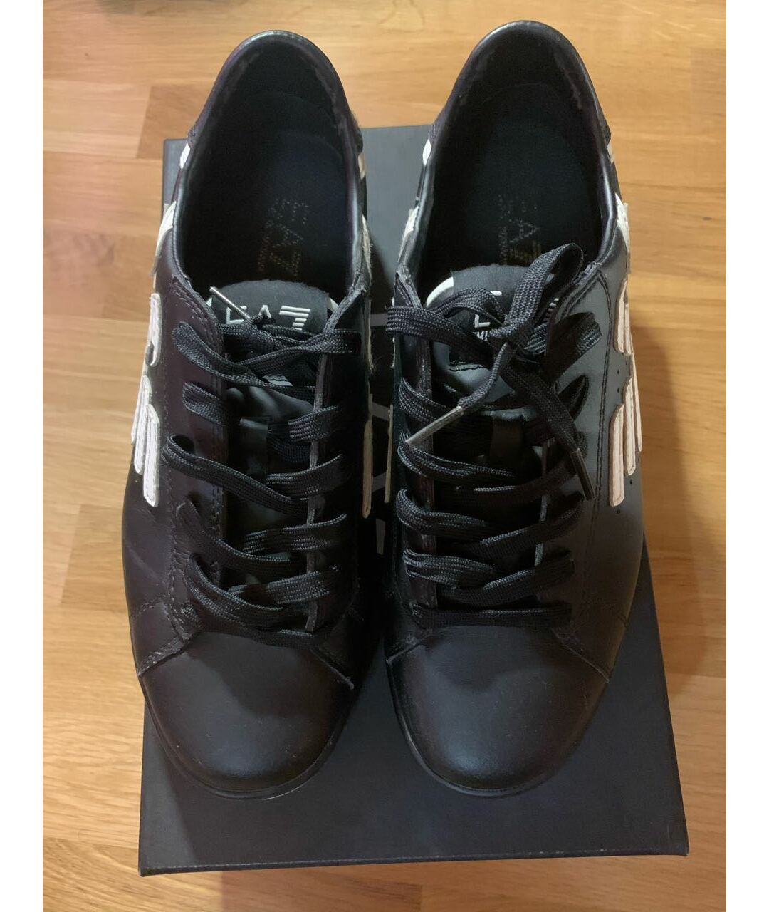 EMPORIO ARMANI Черные кожаные низкие кроссовки / кеды, фото 2
