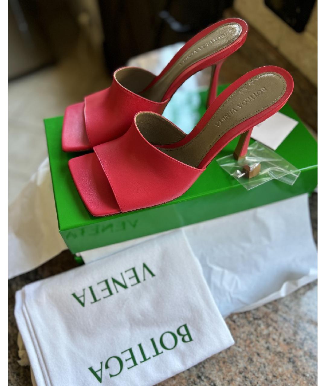 BOTTEGA VENETA Красные кожаные мюли, фото 7
