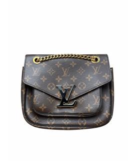 LOUIS VUITTON Сумка через плечо