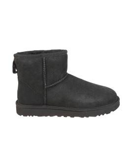 UGG AUSTRALIA Ботинки