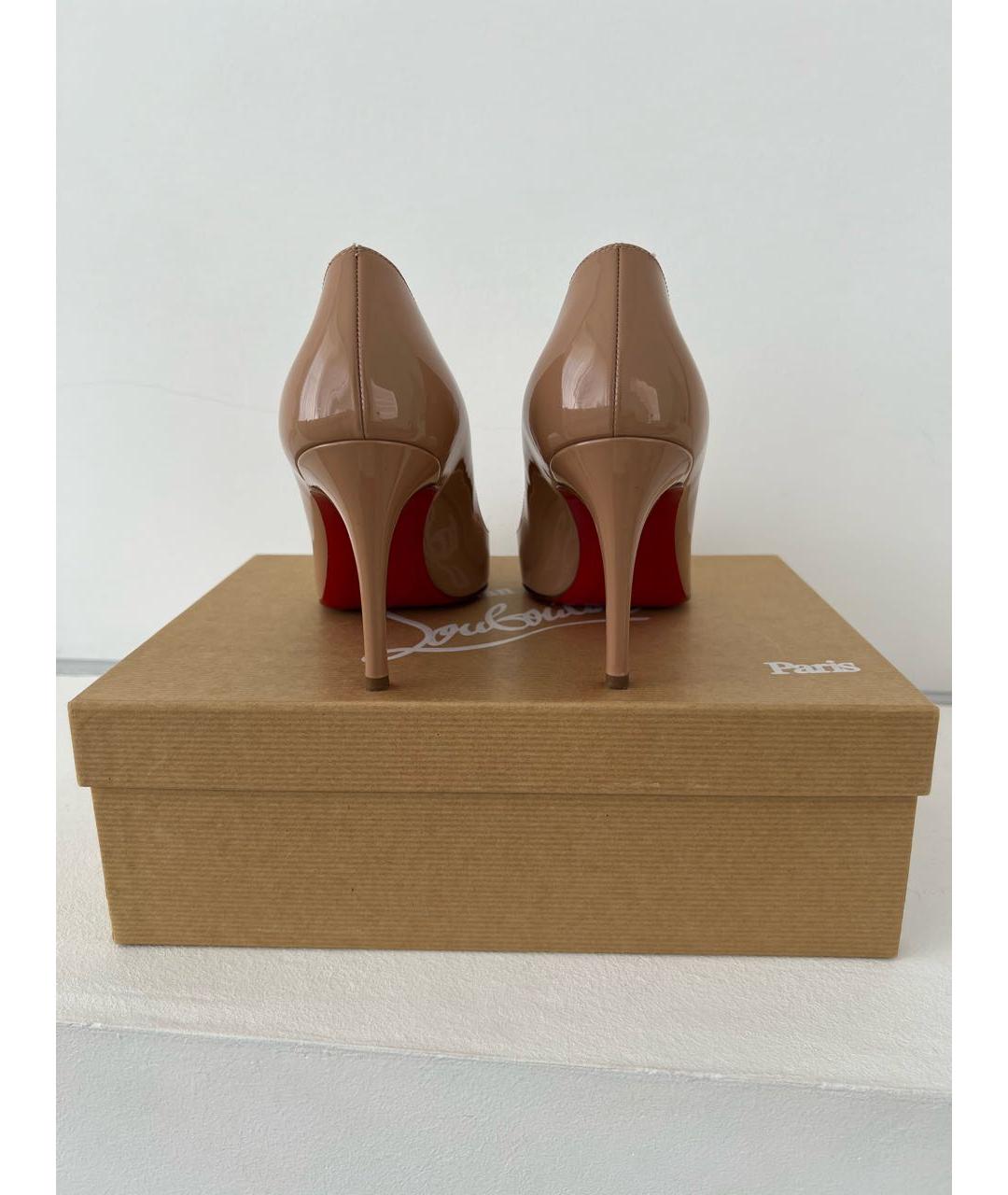 CHRISTIAN LOUBOUTIN Бежевые туфли из лакированной кожи, фото 3