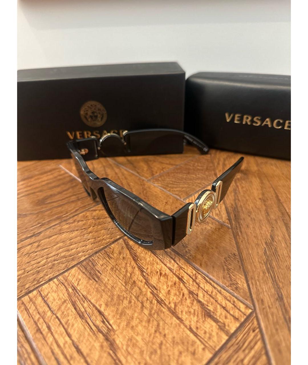 VERSACE Черные пластиковые солнцезащитные очки, фото 2