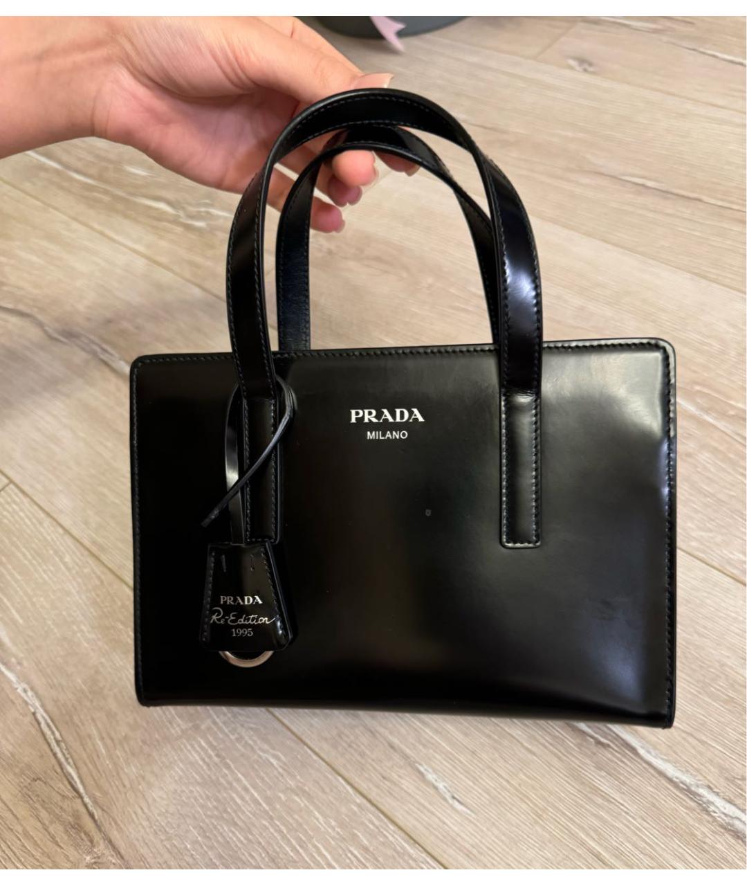 PRADA Черная кожаная сумка с короткими ручками, фото 3