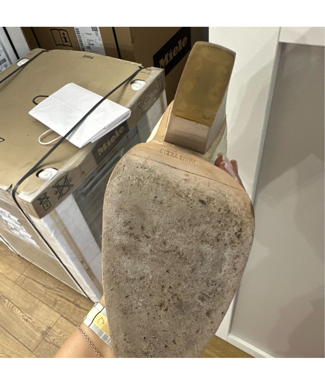 thumb
