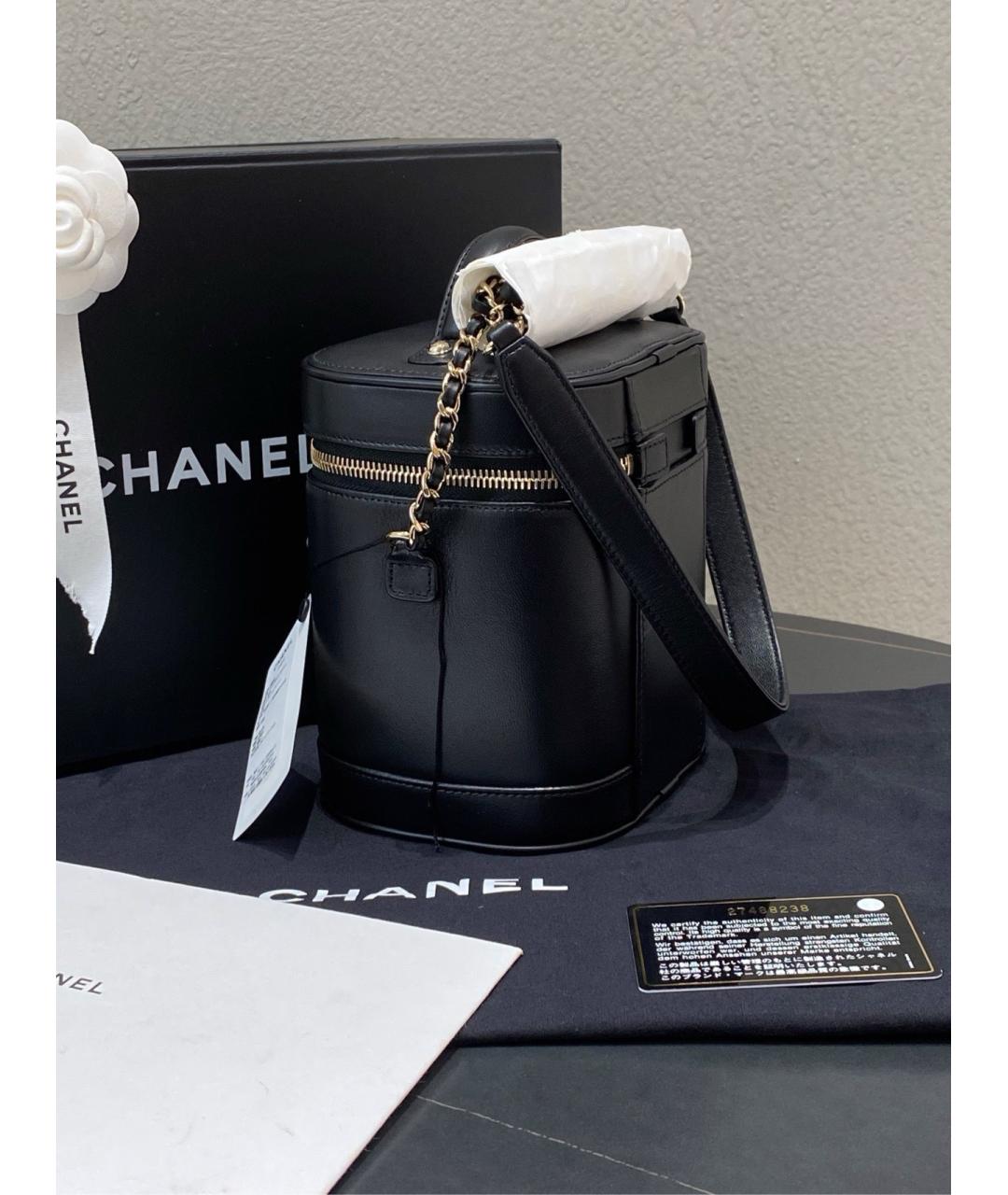 CHANEL Черная кожаная сумка с короткими ручками, фото 6