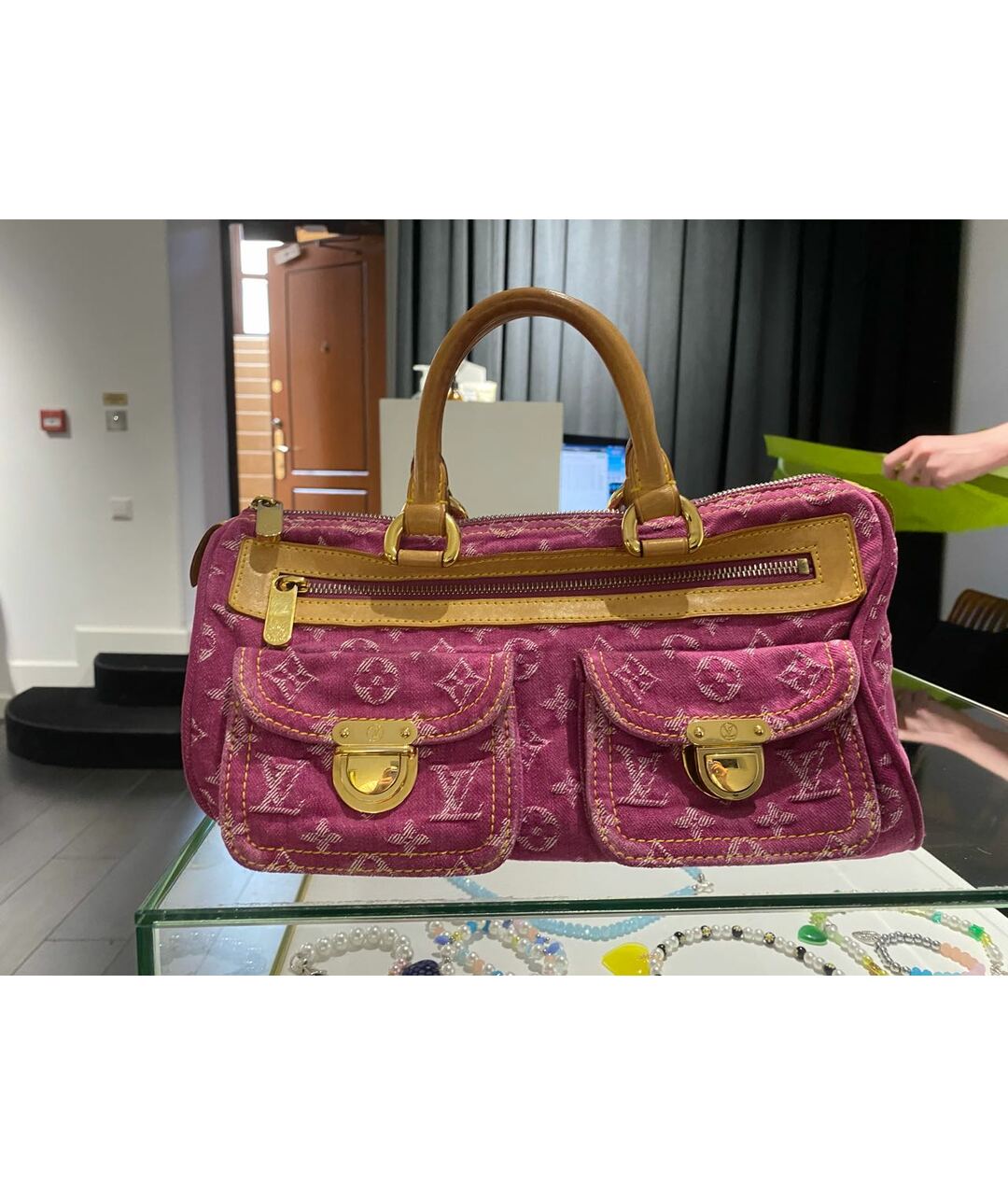 LOUIS VUITTON Фуксия деним сумка тоут, фото 9