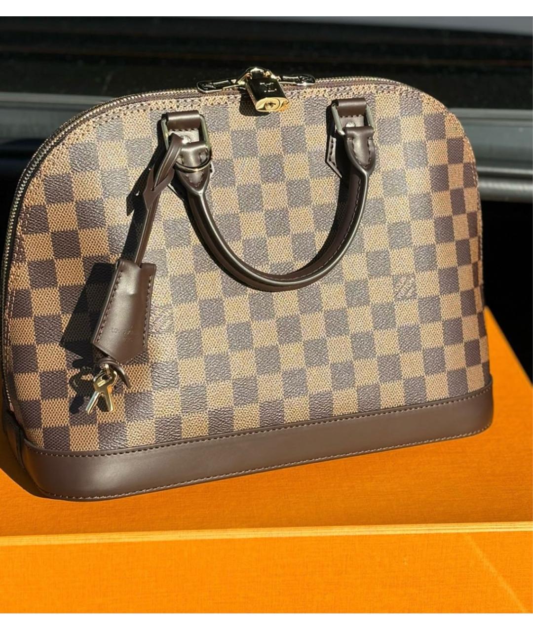 LOUIS VUITTON Коричневая сумка с короткими ручками, фото 8