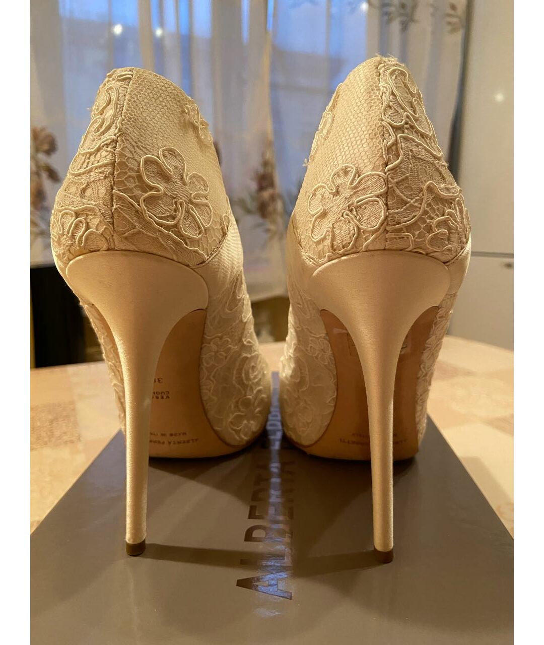 ALBERTA FERRETTI Белые кожаные свадебные туфли на высоком каблуке, фото 4