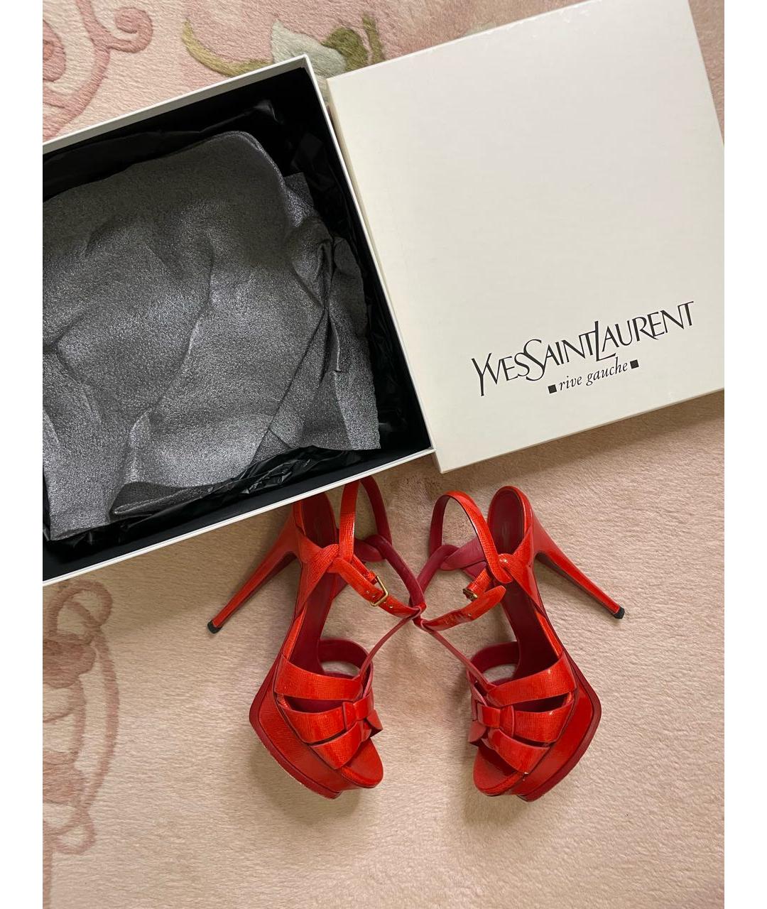 SAINT LAURENT Красные босоножки из лакированной кожи, фото 6