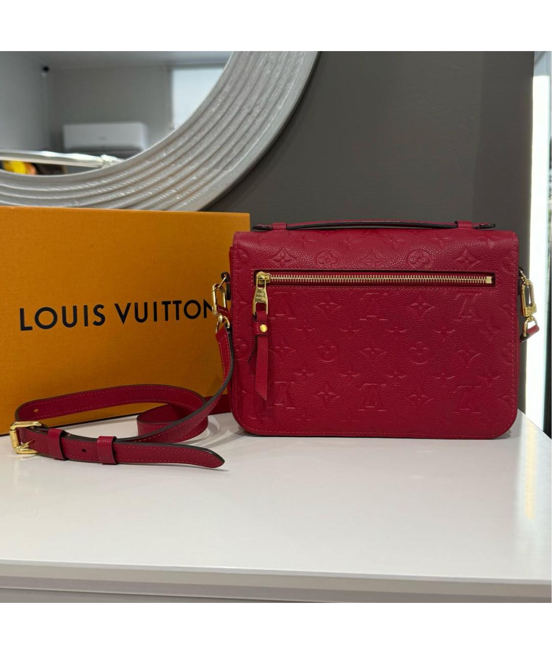 LOUIS VUITTON Красная кожаная сумка через плечо, фото 2