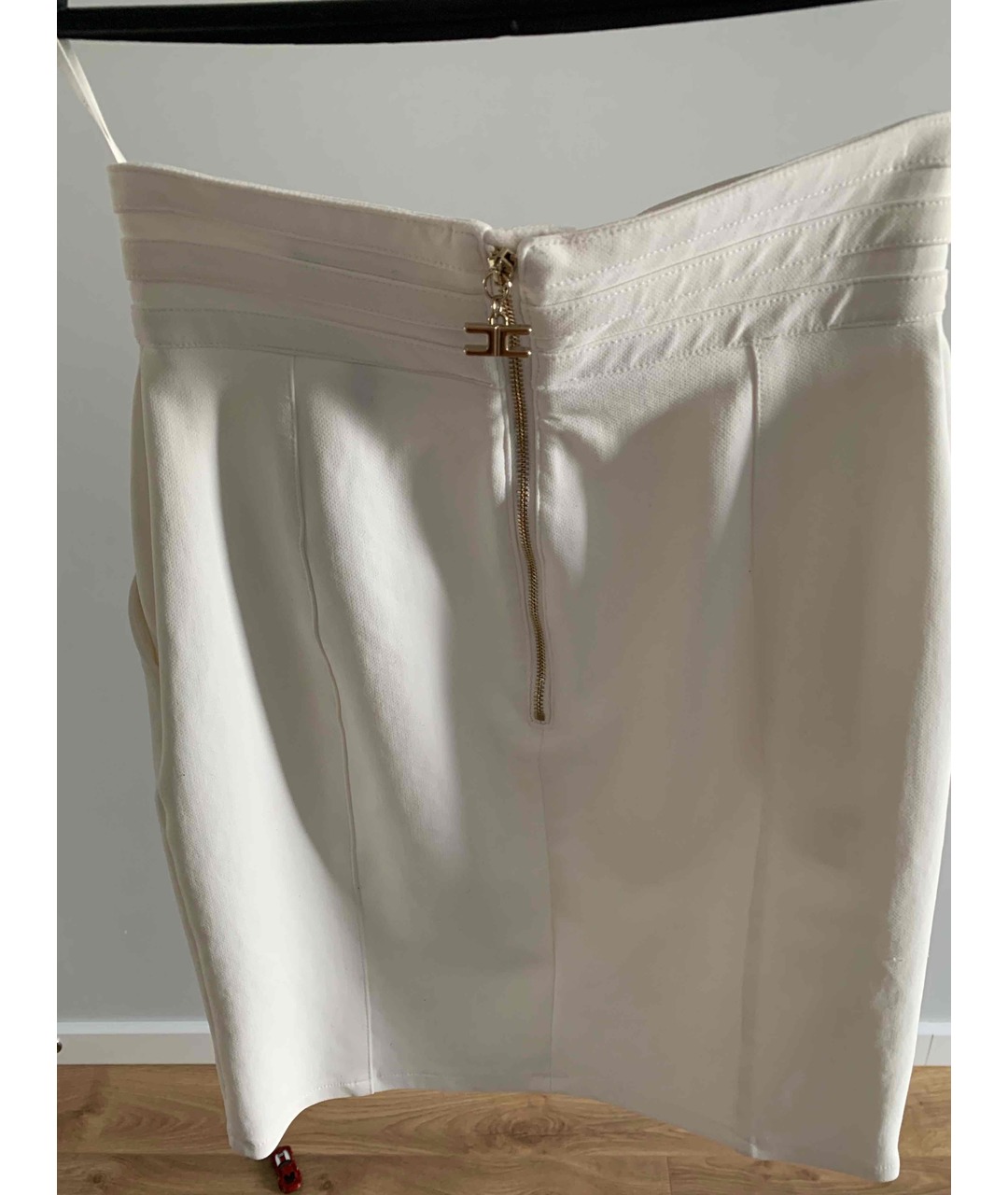 ELISABETTA FRANCHI Белая вискозная юбка мини, фото 2