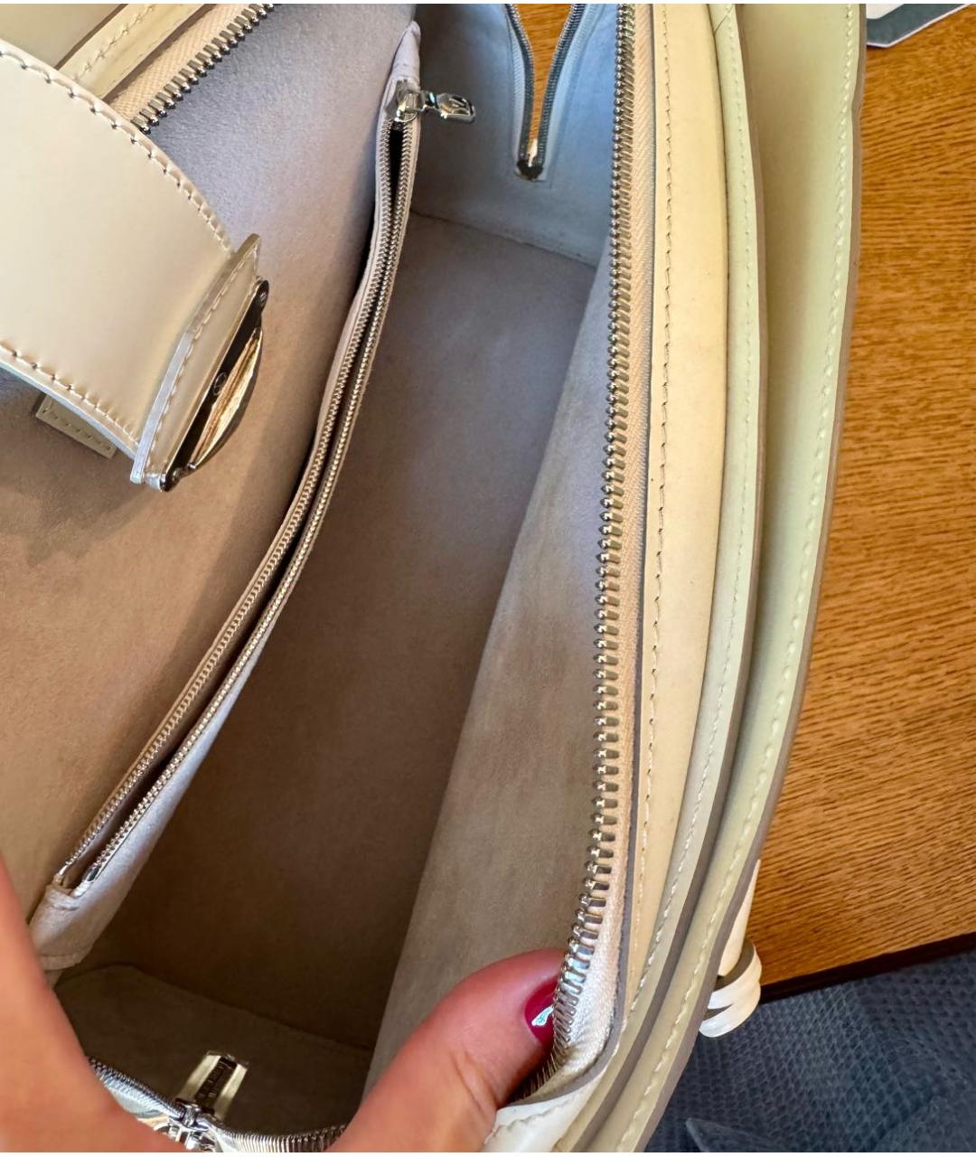LOUIS VUITTON Бежевая кожаная сумка с короткими ручками, фото 4