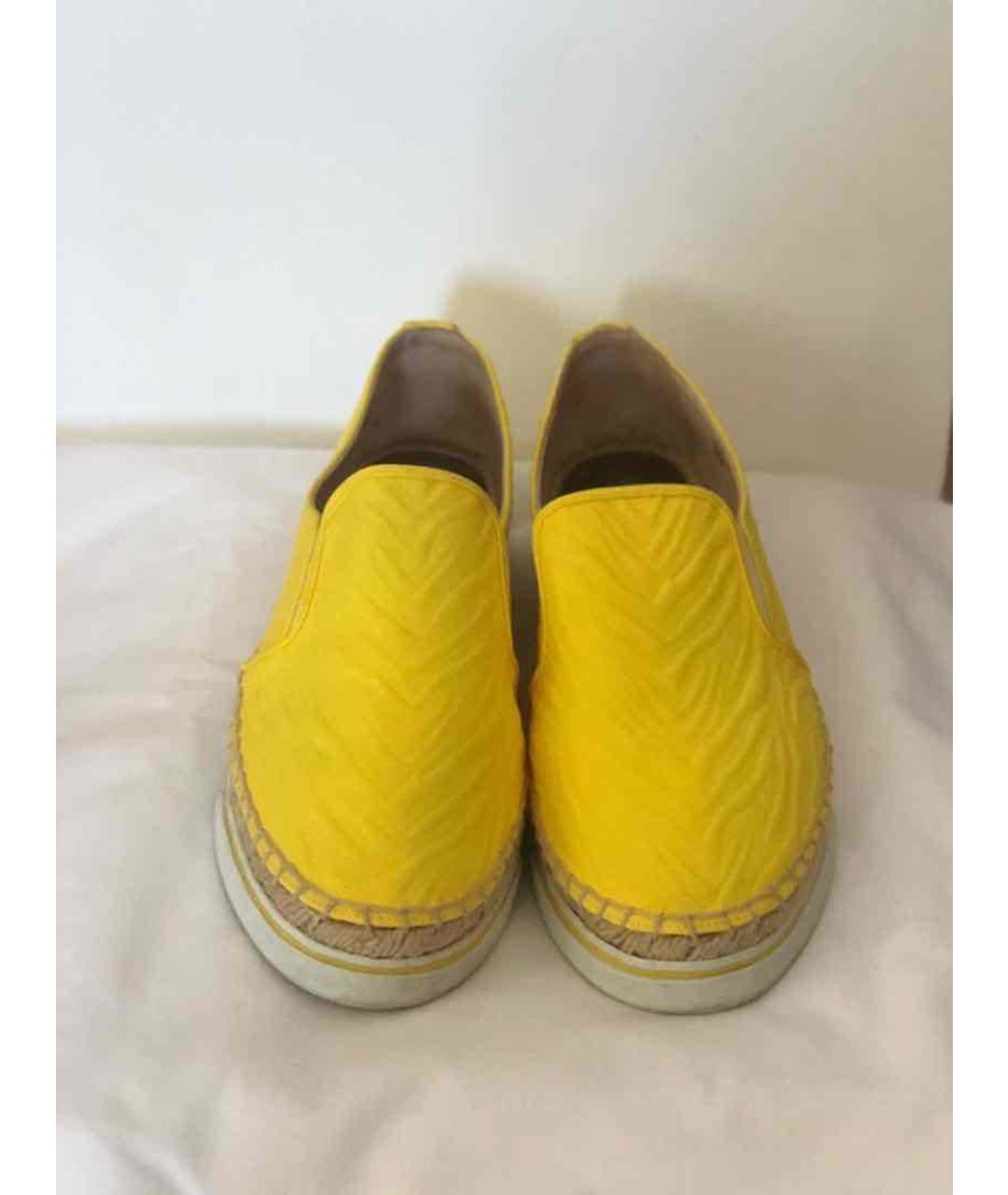 JIMMY CHOO Желтые текстильные лоферы, фото 2