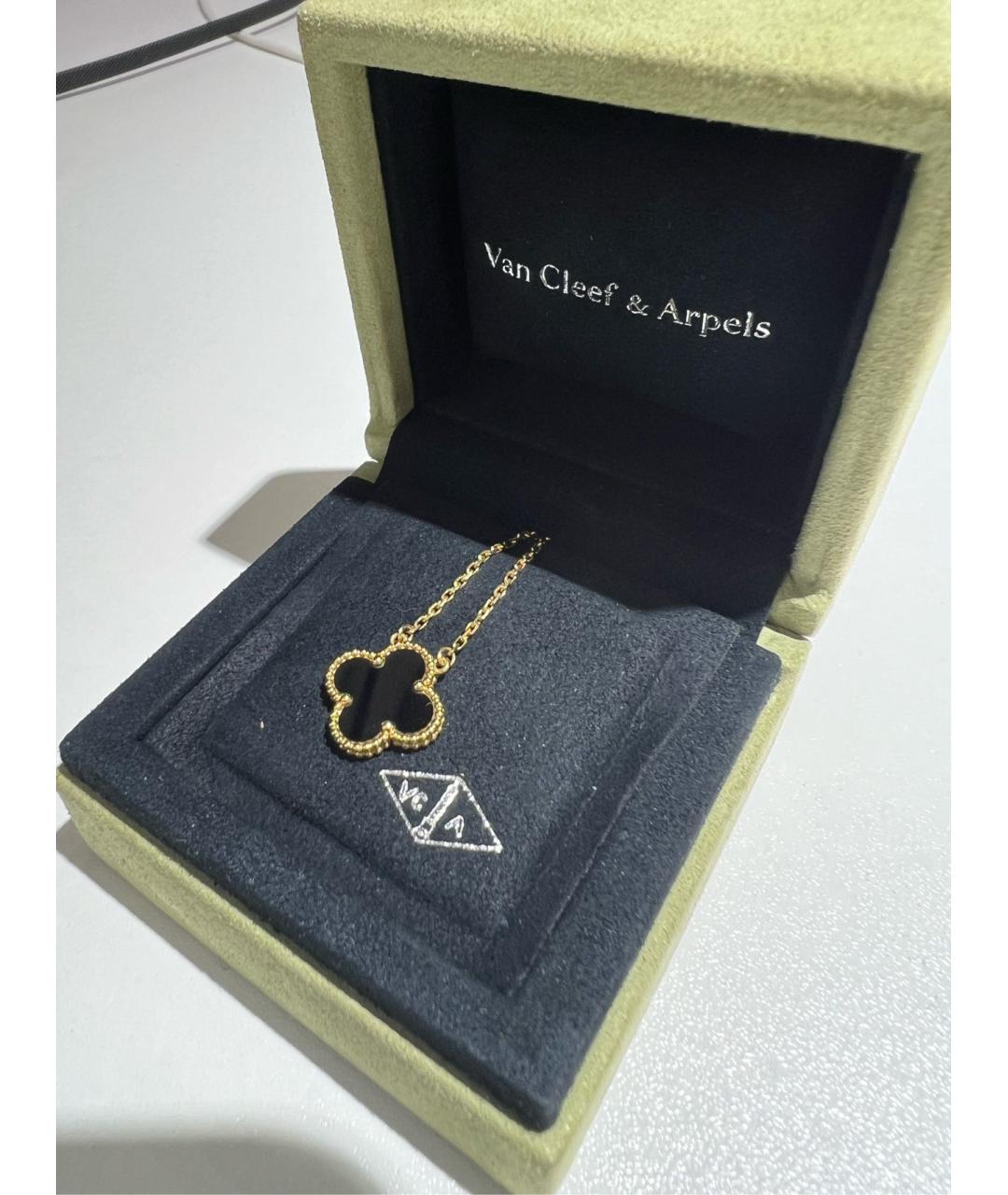 VAN CLEEF & ARPELS Черная подвеска из желтого золота, фото 2