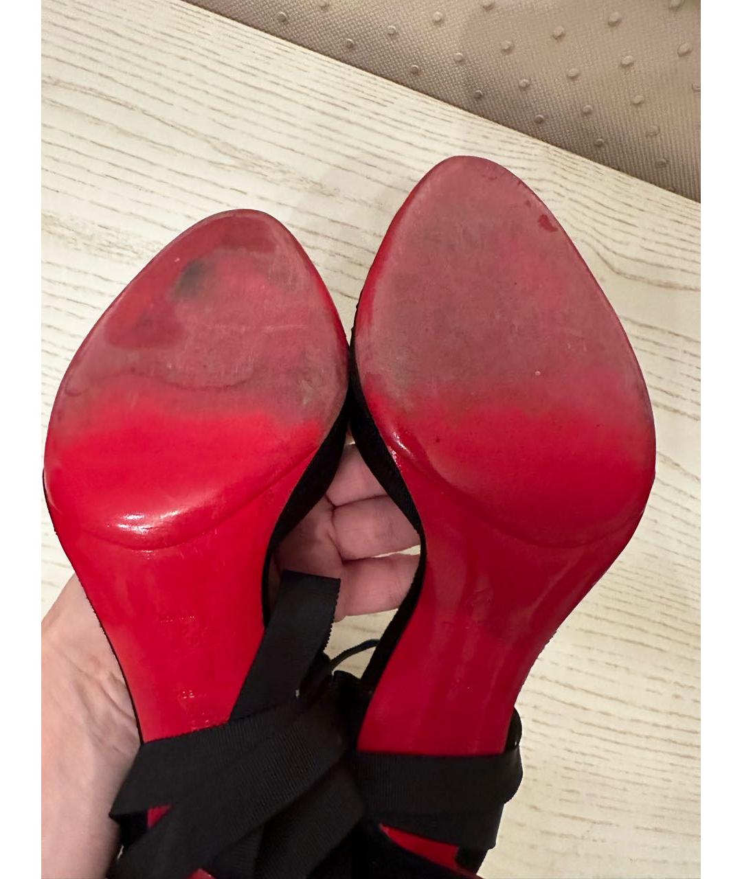 CHRISTIAN LOUBOUTIN Черные замшевые босоножки, фото 3