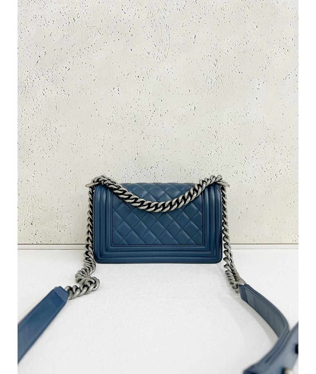 CHANEL Темно-синяя кожаная сумка через плечо, фото 4