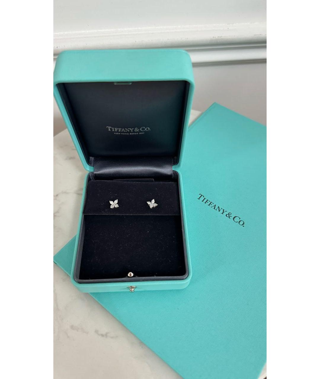 TIFFANY&CO Белые платиновые серьги, фото 2